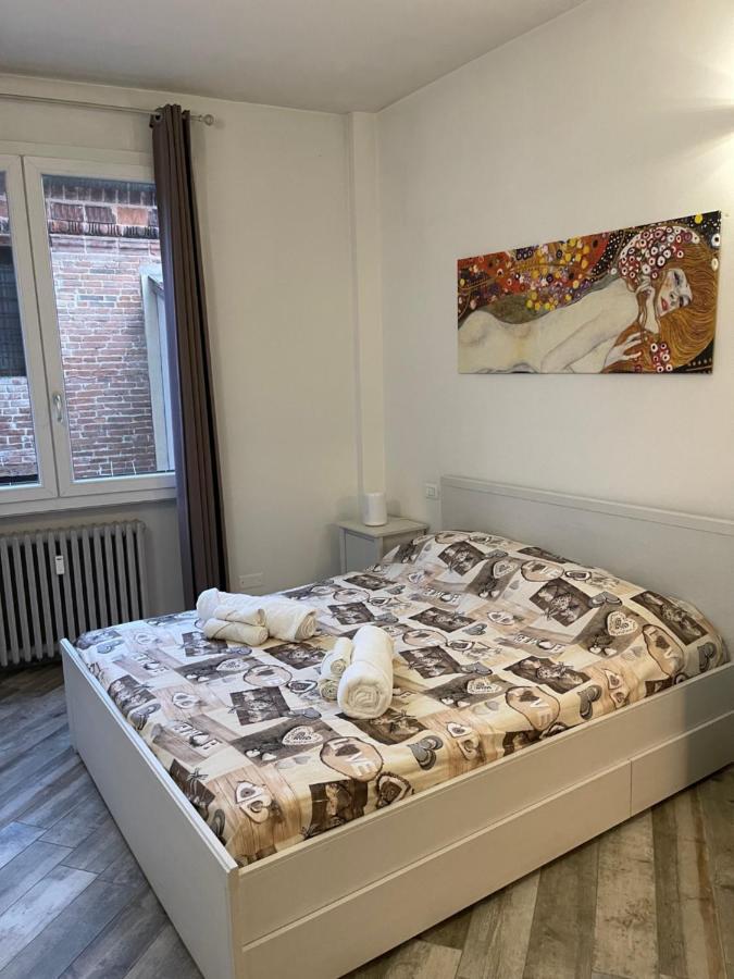 Bonbon Apartment Rovigo Bagian luar foto